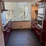 Peter アパート インターラーケン