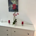 Peter Apartment *