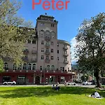 Peter Entrelagos
